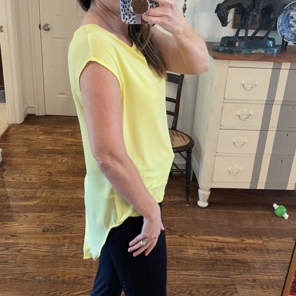 Yellow top - Picture 2 of 3